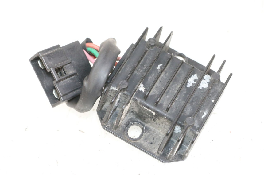 photo de REGULATEUR CHARGE SYM ORBIT III 3 4T 50 (2018 - 2021) - Vue d’ensemble