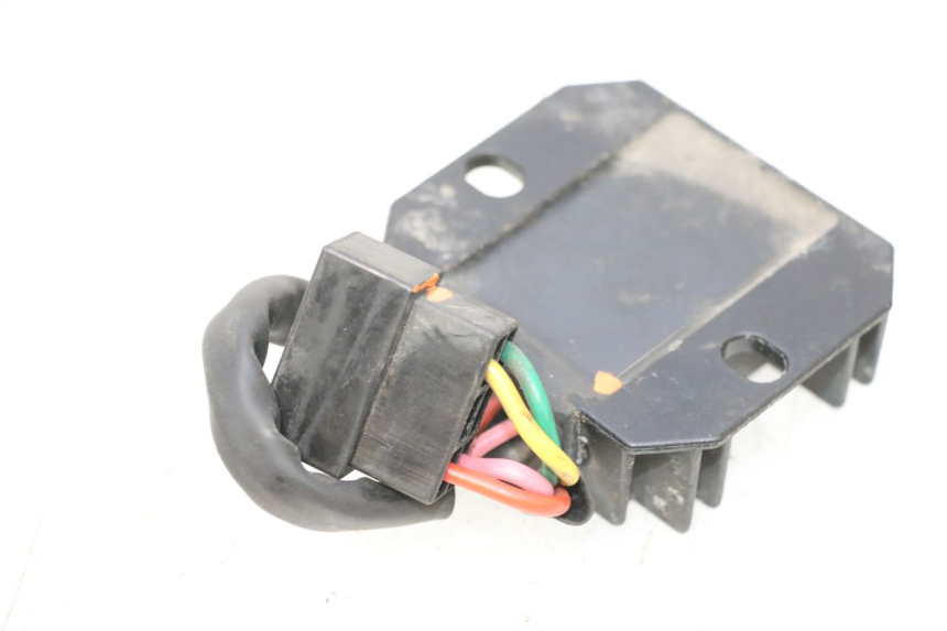 photo de REGULATEUR CHARGE SYM ORBIT III 3 4T 50 (2018 - 2021) - Autre angle de vue