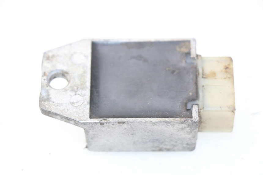 photo de RÉGULATEUR DE CHARGE PEUGEOT FOX 50 (1995 - 2003)