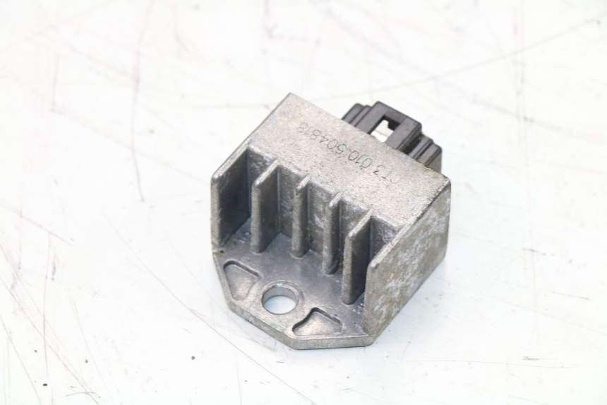 photo de REGULATEUR CHARGE PEUGEOT KISBEE 4T 50 (2010 - 2017)