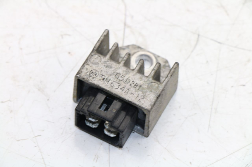 photo de REGULATEUR CHARGE PEUGEOT LUDIX 50 (2005 - 2007)