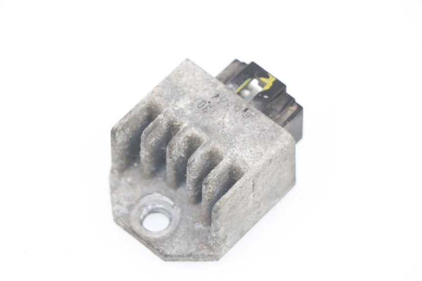 photo de REGULATEUR CHARGE PEUGEOT LUDIX ONE 50 (2004 - 2006)