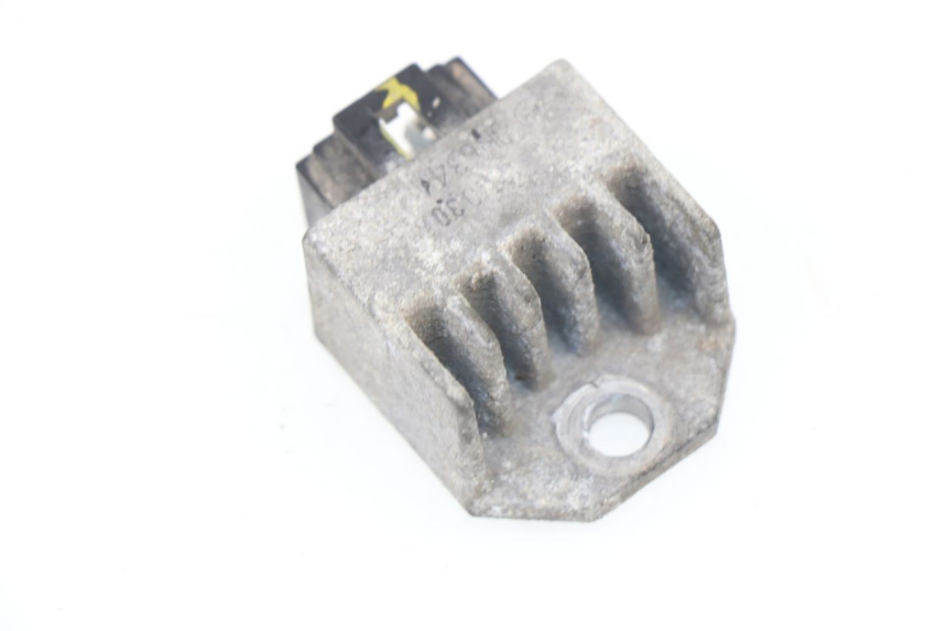 photo de REGULATEUR CHARGE PEUGEOT LUDIX ONE 50 (2004 - 2006)
