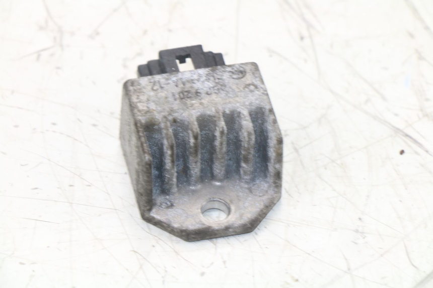 photo de REGULATEUR CHARGE PEUGEOT LUDIX PRO 2T 50 (2010 - 2017)