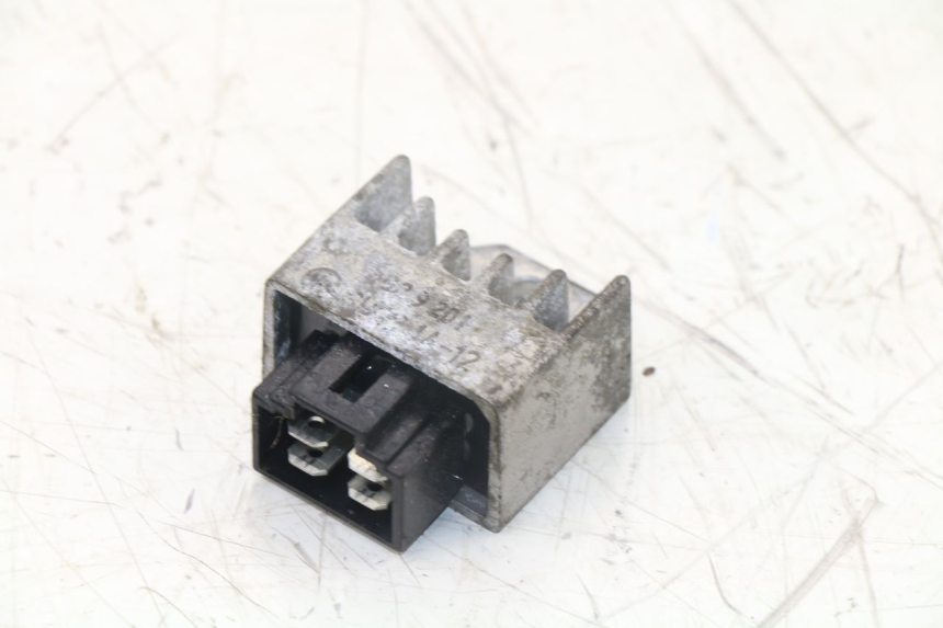 photo de REGULATEUR CHARGE PEUGEOT LUDIX PRO 2T 50 (2010 - 2017)