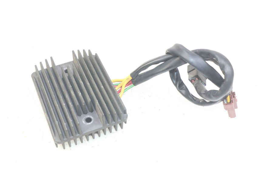 photo de REGULATEUR CHARGE PEUGEOT SATELIS 125 (2010 - 2012)