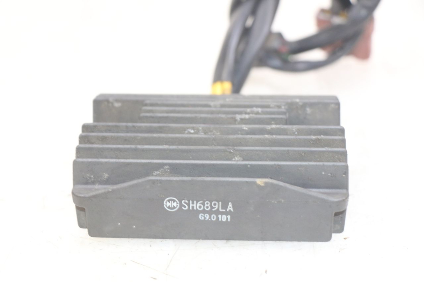 photo de REGULATEUR CHARGE PEUGEOT SATELIS 125 (2010 - 2012)