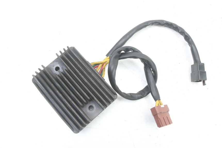 photo de REGULATEUR CHARGE PEUGEOT SATELIS 125 (2013 - 2018)