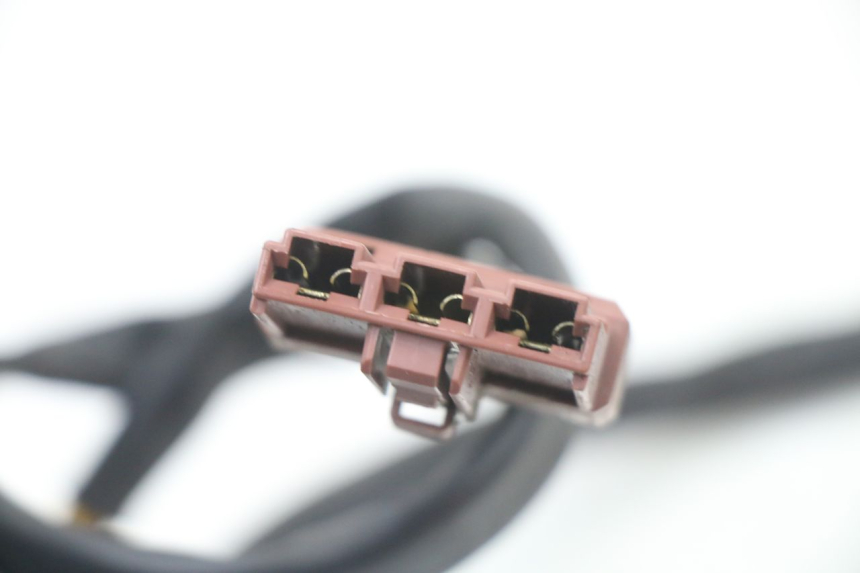 photo de REGULATEUR CHARGE PEUGEOT SATELIS 125 (2013 - 2018)