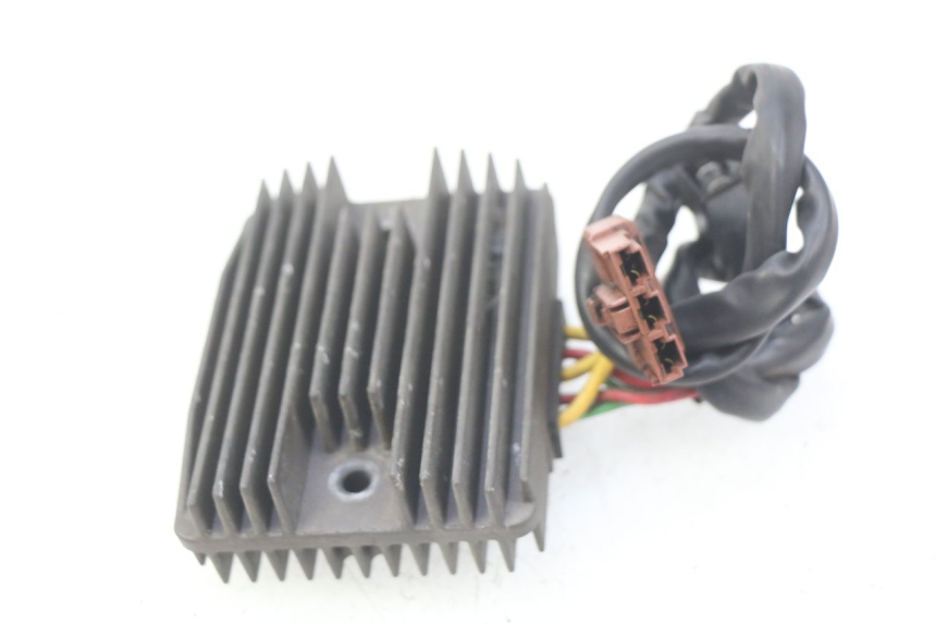 photo de REGULATEUR CHARGE PEUGEOT SATELIS COMPRESSOR K15 125 (2006 - 2009)