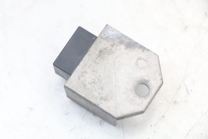 photo de REGULATEUR CHARGE PEUGEOT SPEEDFIGHT 100 (1997 - 2007)