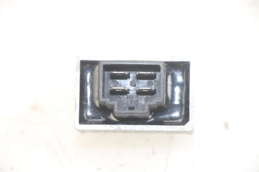 photo de REGULATEUR CHARGE PEUGEOT TWEET 4T 50 (2014 - 2019)