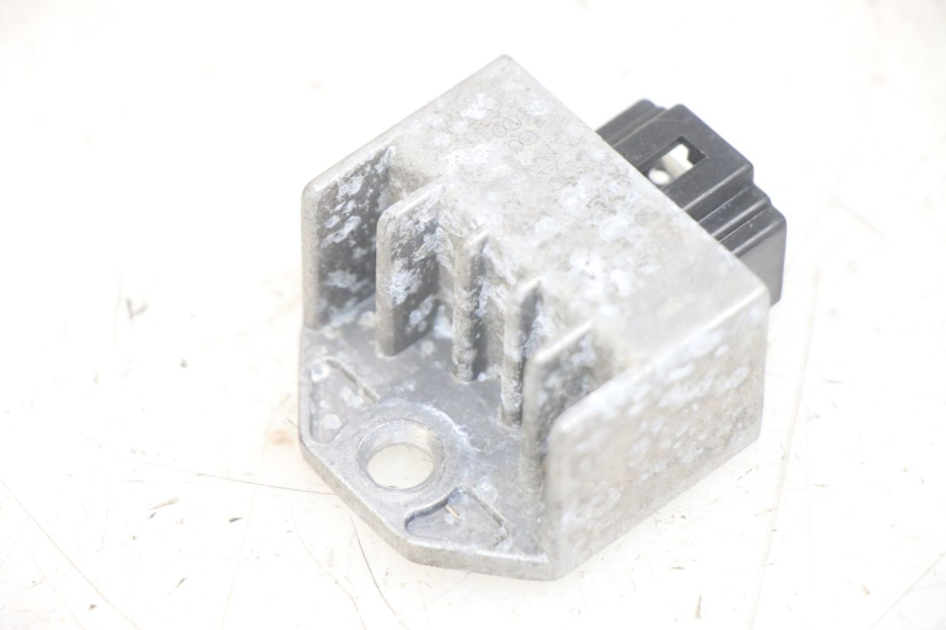photo de REGULATEUR CHARGE PEUGEOT TWEET 4T 50 (2014 - 2019)