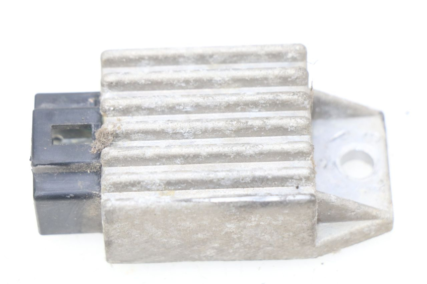 photo de REGULATEUR CHARGE PEUGEOT VIVACITY 50 (1998 - 2003)