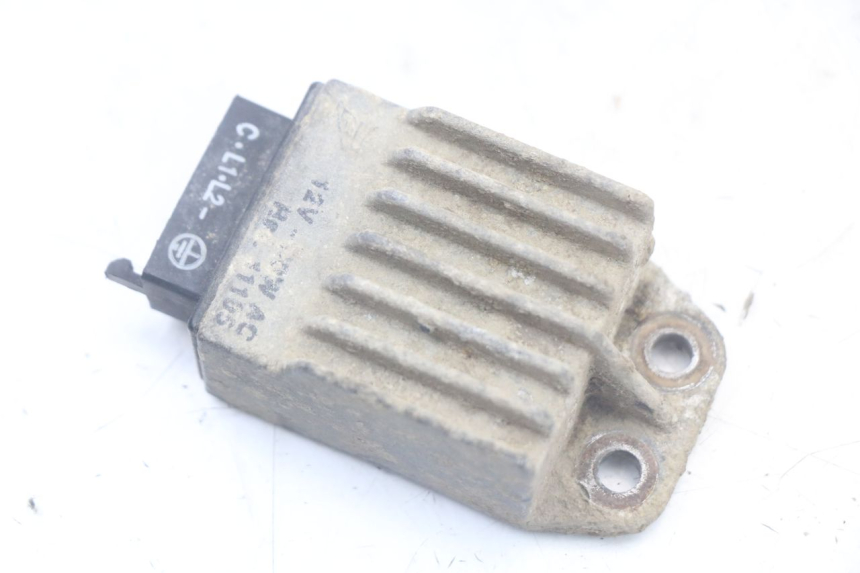 photo de REGULATEUR CHARGE PEUGEOT XP6 50 (1997 - 2003)