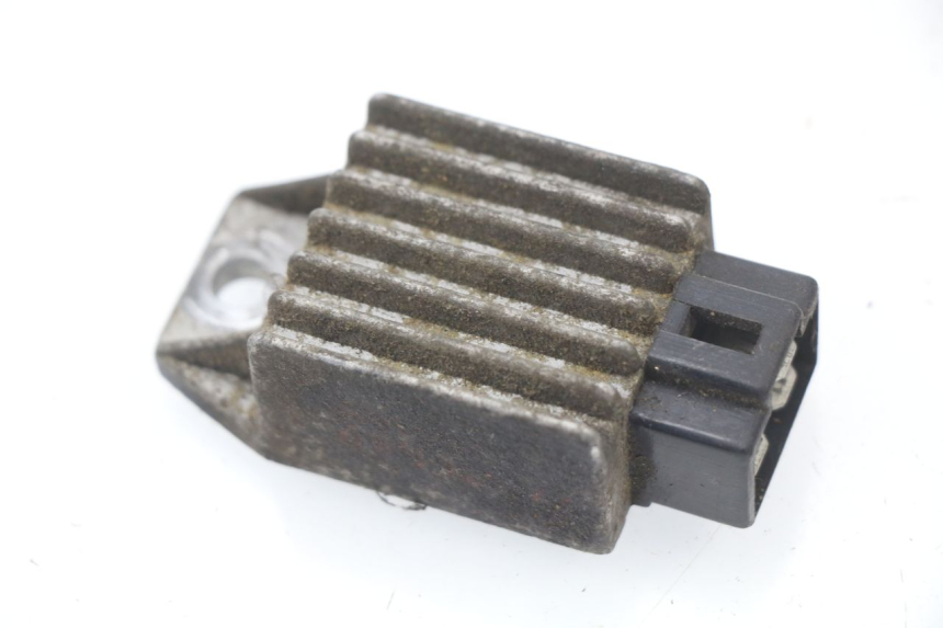 photo de REGULATEUR CHARGE PEUGEOT ZENITH 50 (1994 - 1999)