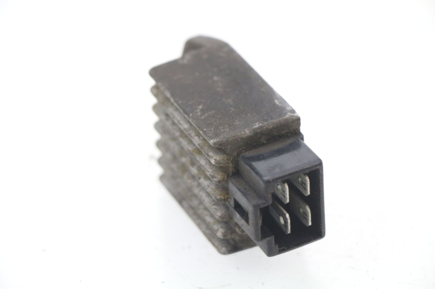 photo de REGULATEUR CHARGE PEUGEOT ZENITH 50 (1994 - 1999)