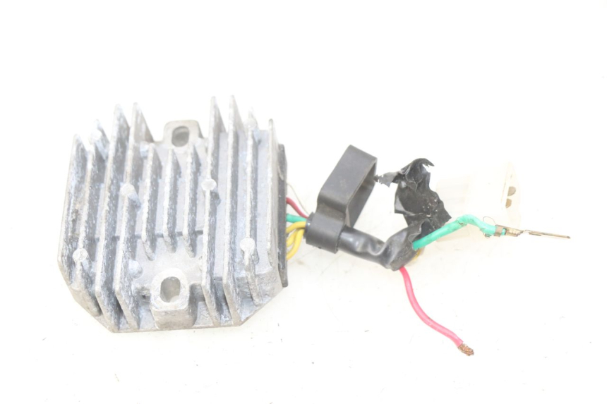 photo de REGULATEUR CHARGE PIAGGIO LIBERTY IGET 4T 50 (2015 - 2020)