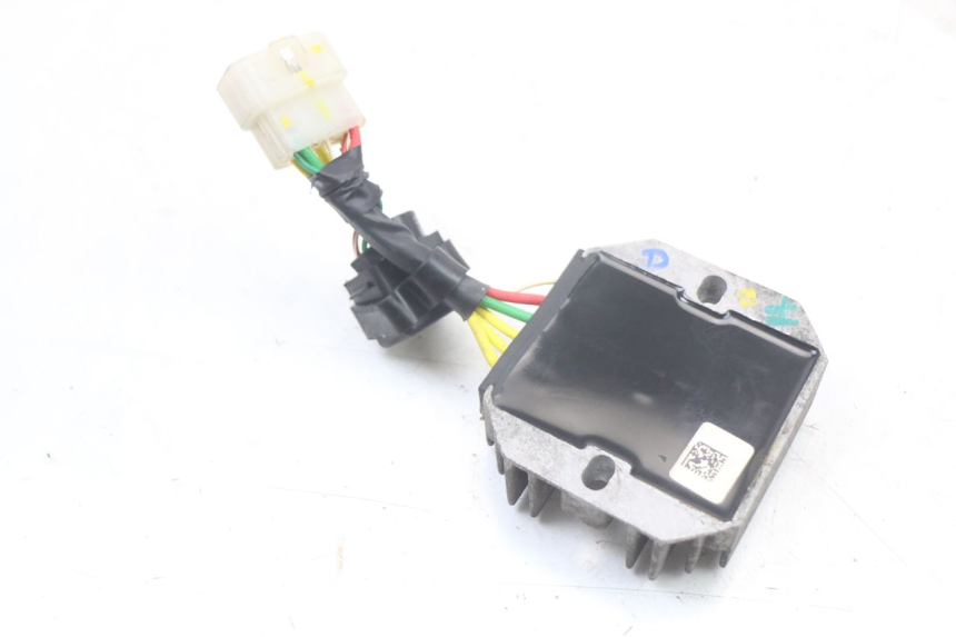 photo de REGULATEUR CHARGE PIAGGIO LIBERTY IGET 4T 50 (2021 - 2025)