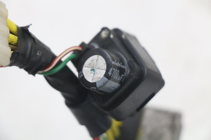 photo de REGULATEUR CHARGE PIAGGIO LIBERTY IGET 4T 50 (2021 - 2025)