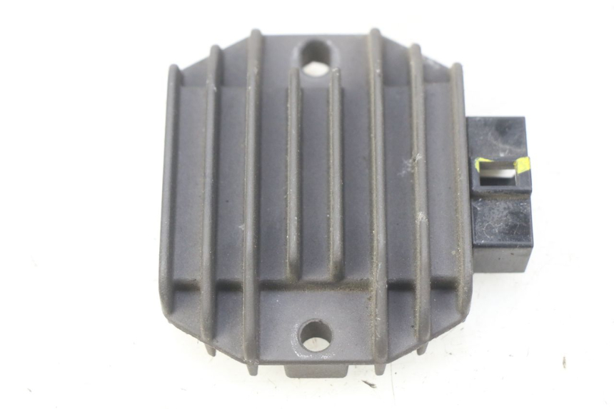 photo de REGULATEUR CHARGE PIAGGIO LIBERTY IGET S 125 (2016 - 2020)