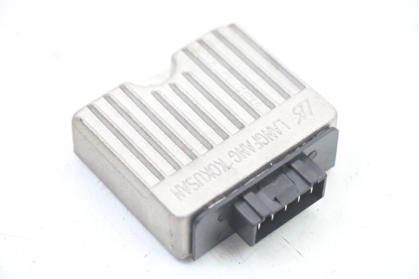 photo de REGULATEUR CHARGE PIAGGIO NRG POWER PUREJET 50 (2018 - 2021)
