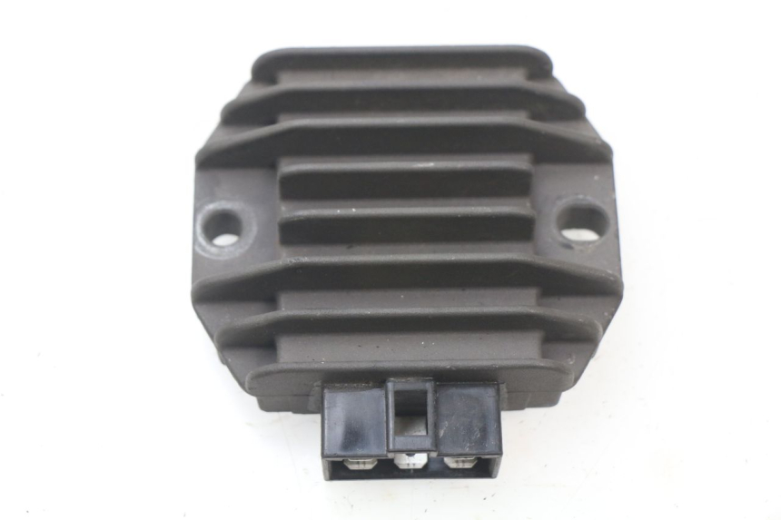 photo de REGULATEUR CHARGE PIAGGIO PRIMAVERA 125 (2013 - 2021)