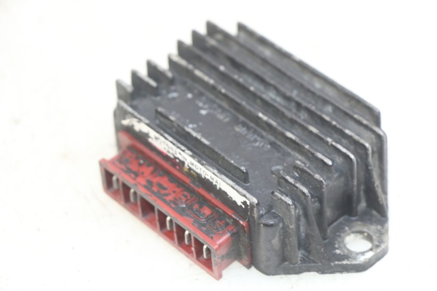 photo de REGULATEUR CHARGE PIAGGIO TYPHOON 50 (1993 - 1999)