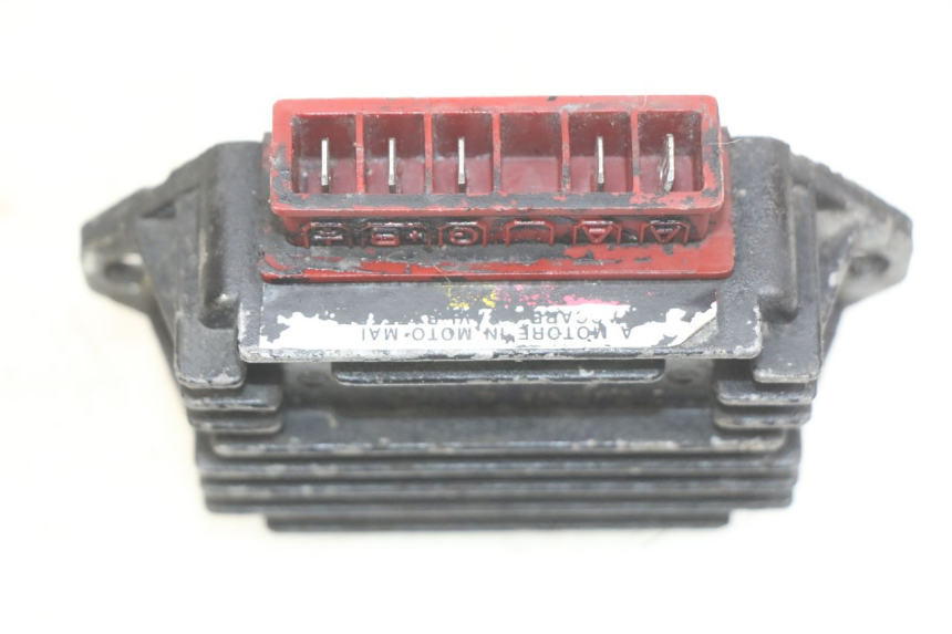 photo de REGULATEUR CHARGE PIAGGIO TYPHOON 50 (1993 - 1999)
