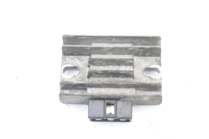 photo de RÉGULATEUR DE CHARGE PIAGGIO VESPA GRANTURISMO 125 (2003 - 2007)