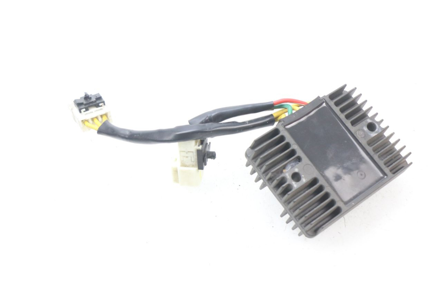 photo de REGULATEUR CHARGE PIAGGIO VESPA GTS IE ABS 300 (2016 - 2018)