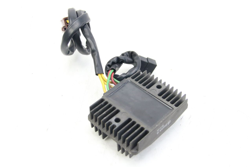 photo de REGULATEUR CHARGE PIAGGIO VESPA GTS SUPER IE 125 (2009 - 2016)