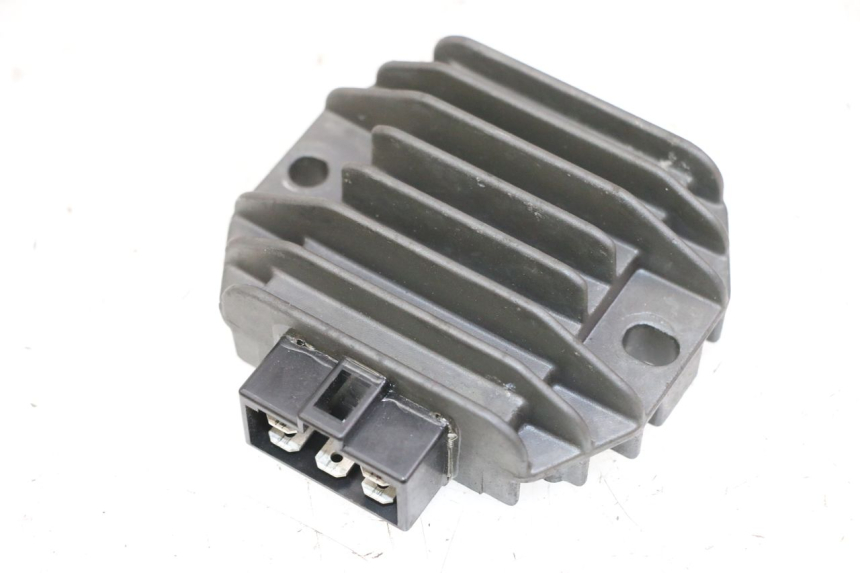 photo de REGULATEUR CHARGE PIAGGIO VESPA LX 150 (2005 - 2013)