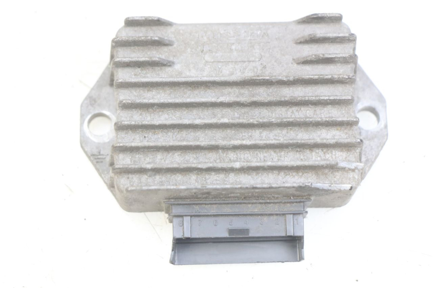 photo de REGULATEUR CHARGE PIAGGIO VESPA S 2T 50 (2007 - 2014)