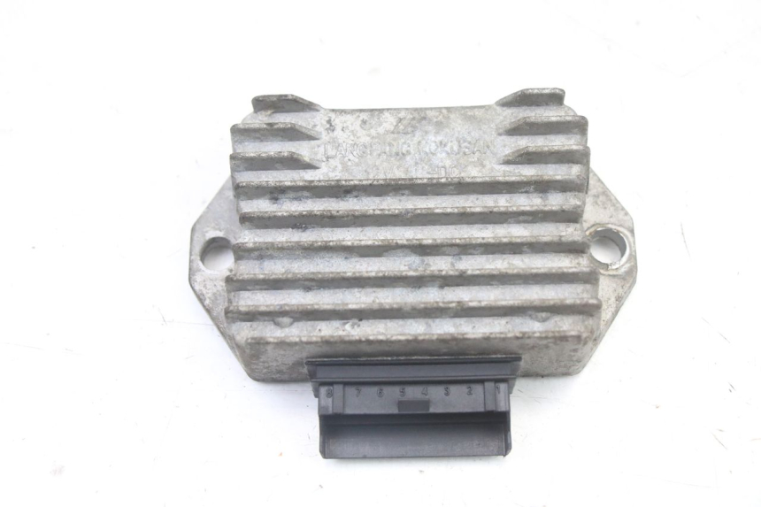 photo de REGULATEUR CHARGE PIAGGIO VESPA S 2T 50 (2007 - 2014)