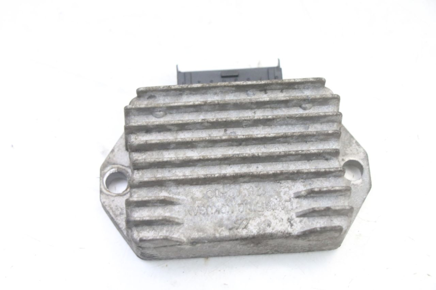 photo de REGULATEUR CHARGE PIAGGIO VESPA S 2T 50 (2007 - 2014)