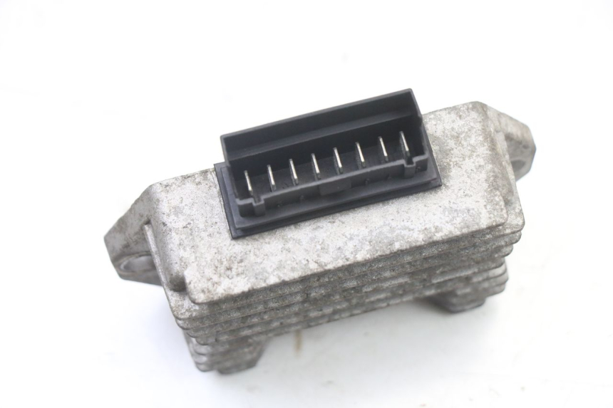 photo de REGULATEUR CHARGE PIAGGIO VESPA S 2T 50 (2007 - 2014)