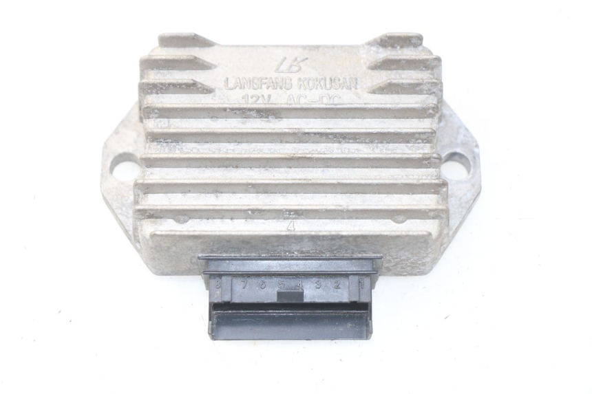 photo de RÉGULATEUR DE CHARGE PIAGGIO VESPA SPRINT 2T 50 (2014 - 2018)