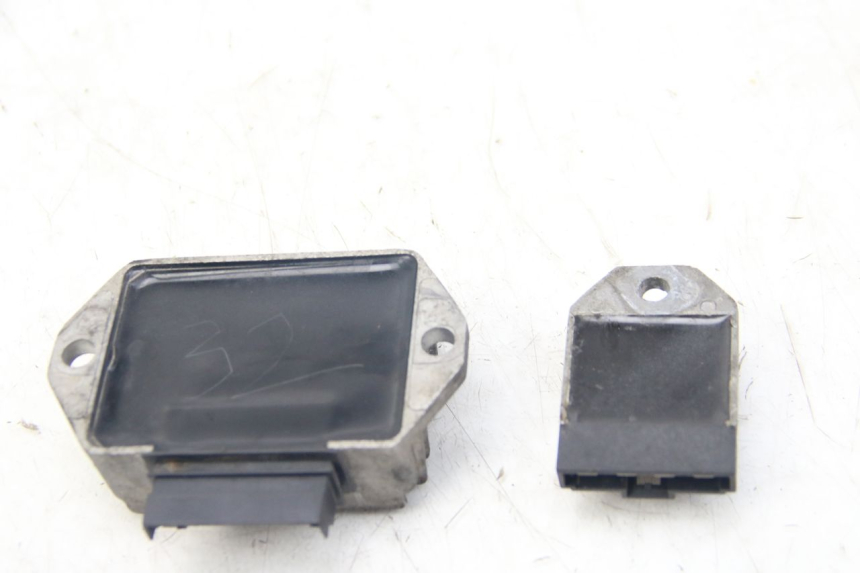 photo de RÉGULATEUR DE CHARGE PIAGGIO VESPA SPRINT 2T 50 (2014 - 2018)