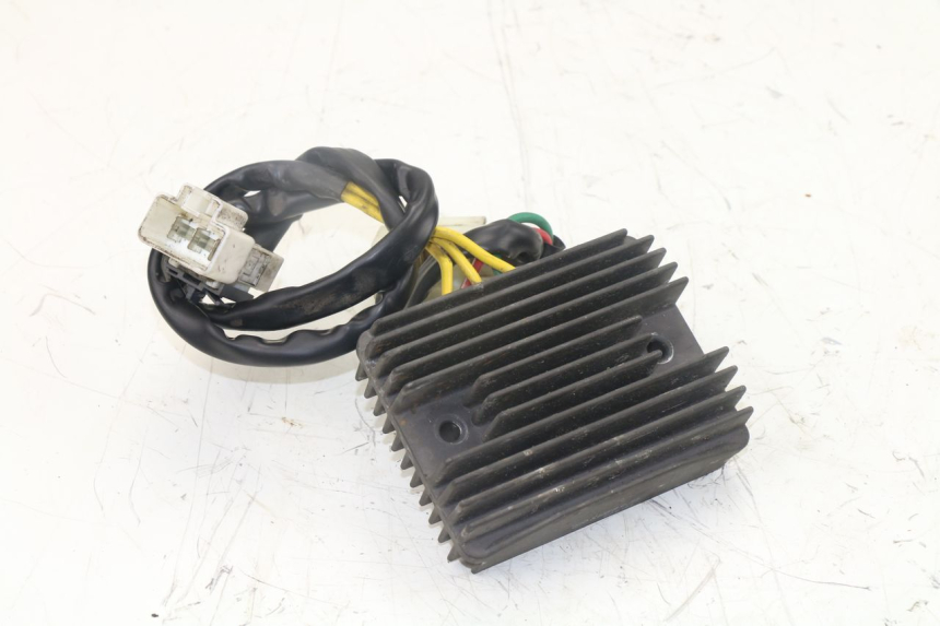photo de REGULATEUR CHARGE PIAGGIO X10 500 (2012 - 2018)
