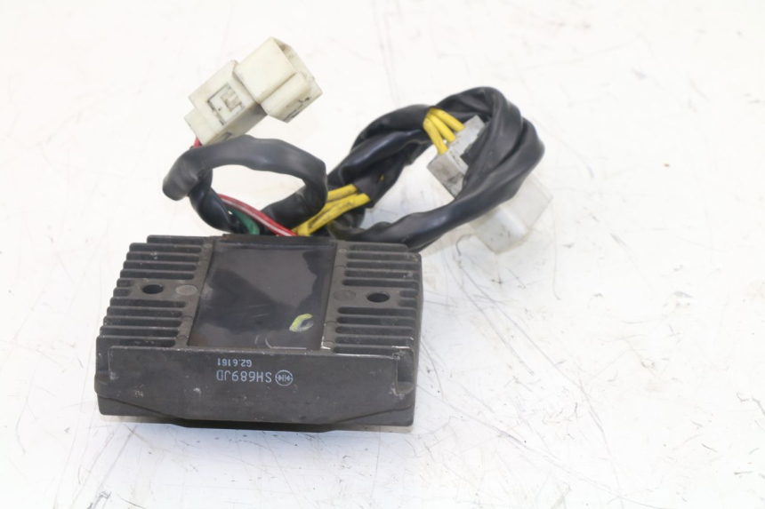 photo de REGULATEUR CHARGE PIAGGIO X10 500 (2012 - 2018)