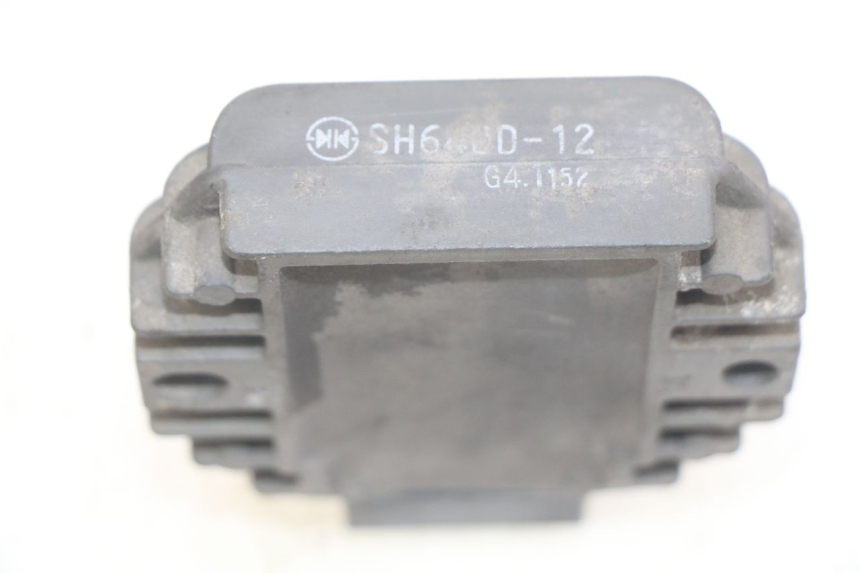 photo de REGULATEUR CHARGE PIAGGIO X8 125 (2004 - 2007)