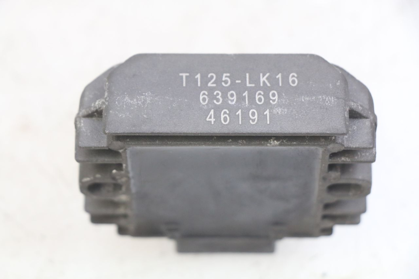 photo de REGULATEUR CHARGE PIAGGIO XEVO - X EVO 125 (2007 - 2016)