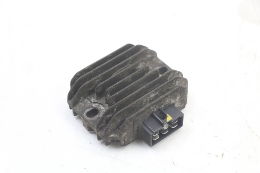 photo de REGULATEUR CHARGE PIAGGIO XEVO - X EVO 125 (2007 - 2016)