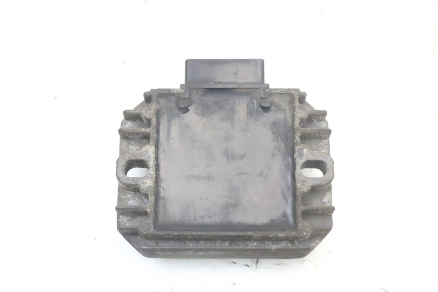 photo de REGULATEUR CHARGE PIAGGIO XEVO - X EVO 125 (2007 - 2016)