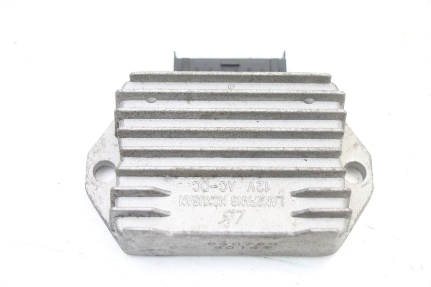 photo de REGULATEUR CHARGE PIAGGIO ZIP 2T 50 (2009 - 2019)