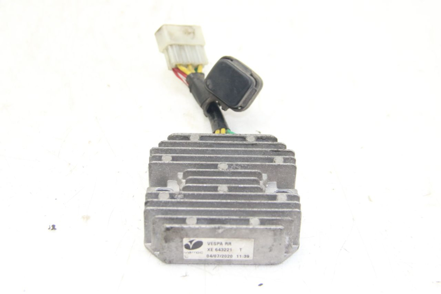 photo de REGULATEUR CHARGE PIAGGIO ZIP 4T 50 (2018 - 2020)