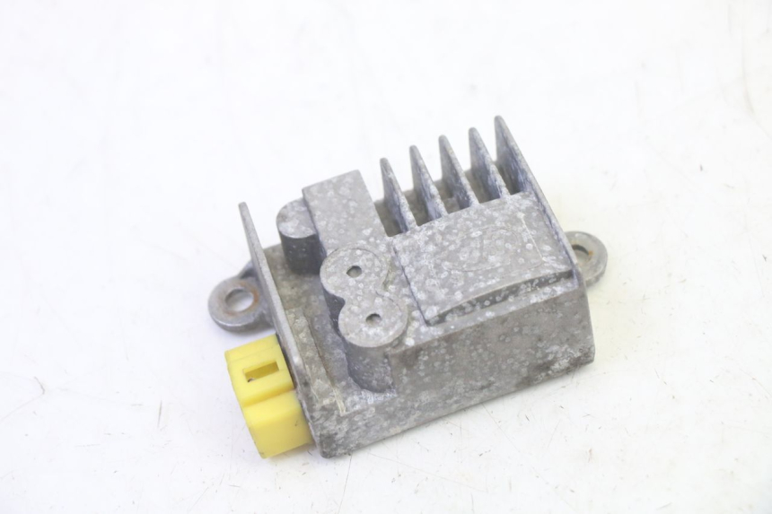 photo de REGULATEUR CHARGE EFUN PUSA 1 - Détail de la pièce