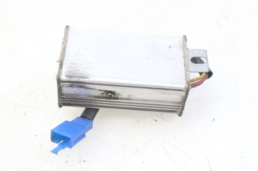 photo de REGULATEUR CHARGE RED ELECTRIC RED E PRO 1 (2017 - 2019)