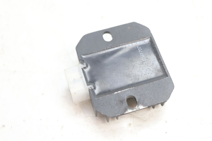 photo de REGULATEUR CHARGE LAZIO RENO 50 (2016 - 2021) - Zoom état d’usage